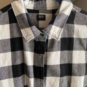 Uniqlo button down collared shirt